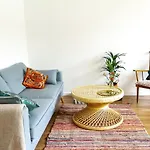 Cosy T2 In The Heart Of The Countryside In Paris!